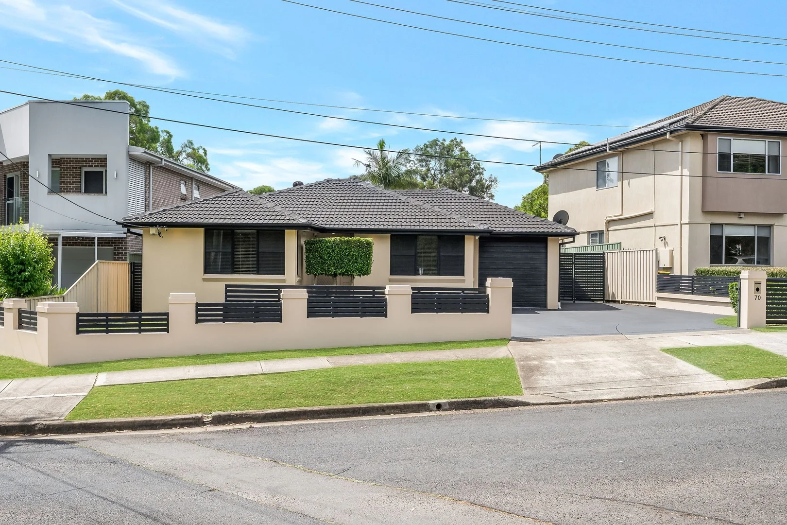 70 Neville Street (1/12)