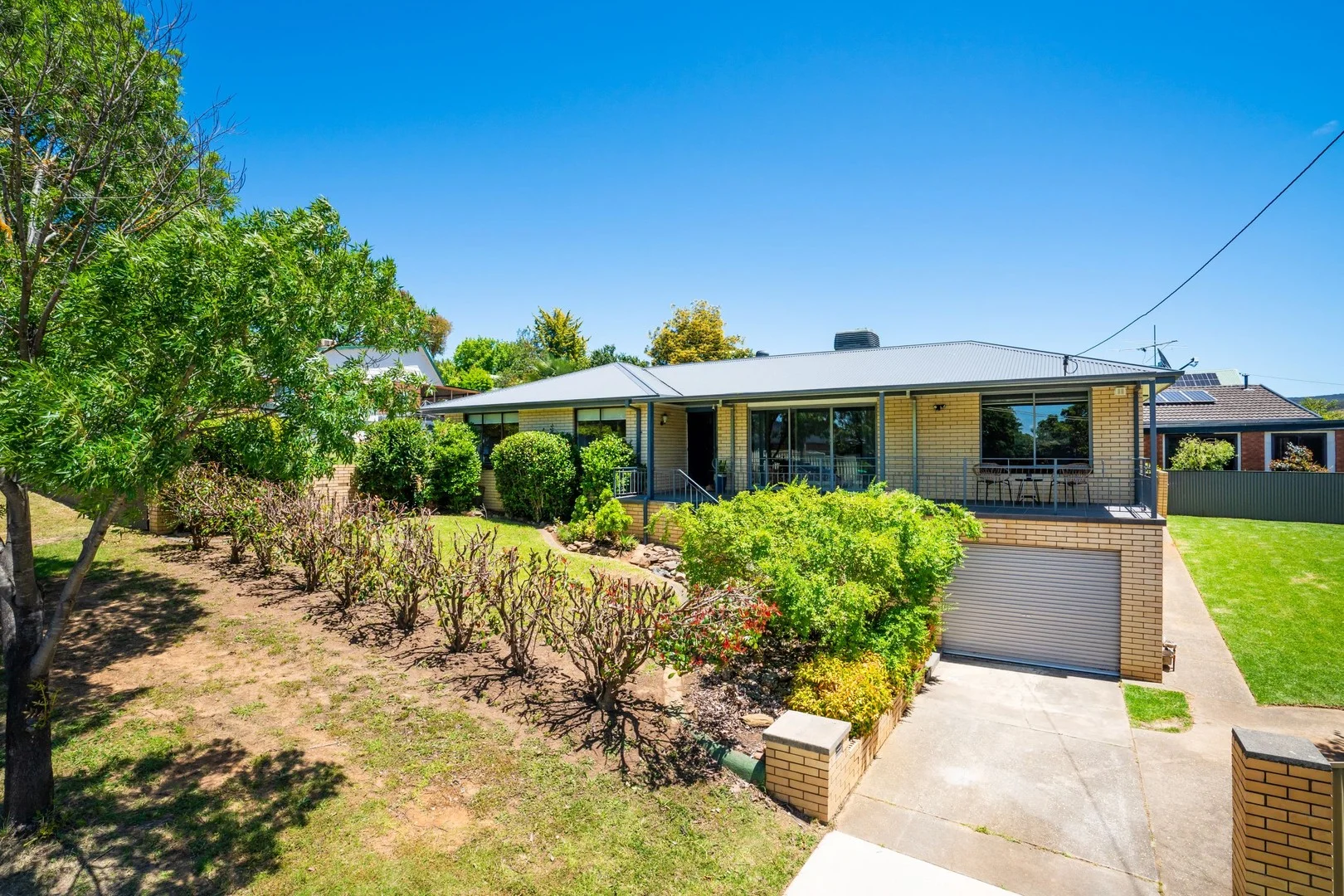 705 Centaur Road (1/16)