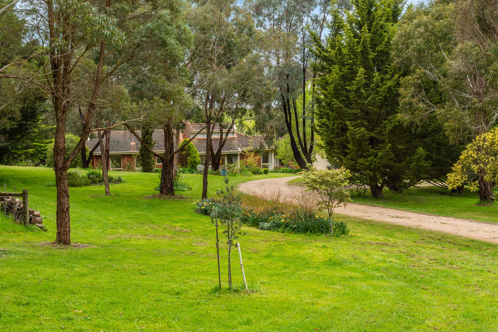 71 Balls Lane - Image 3