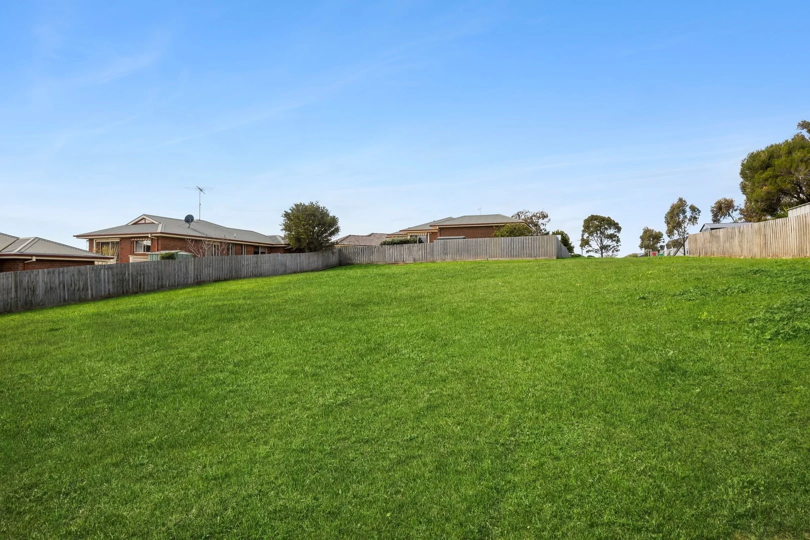 71 Ferguson Road - Image 2