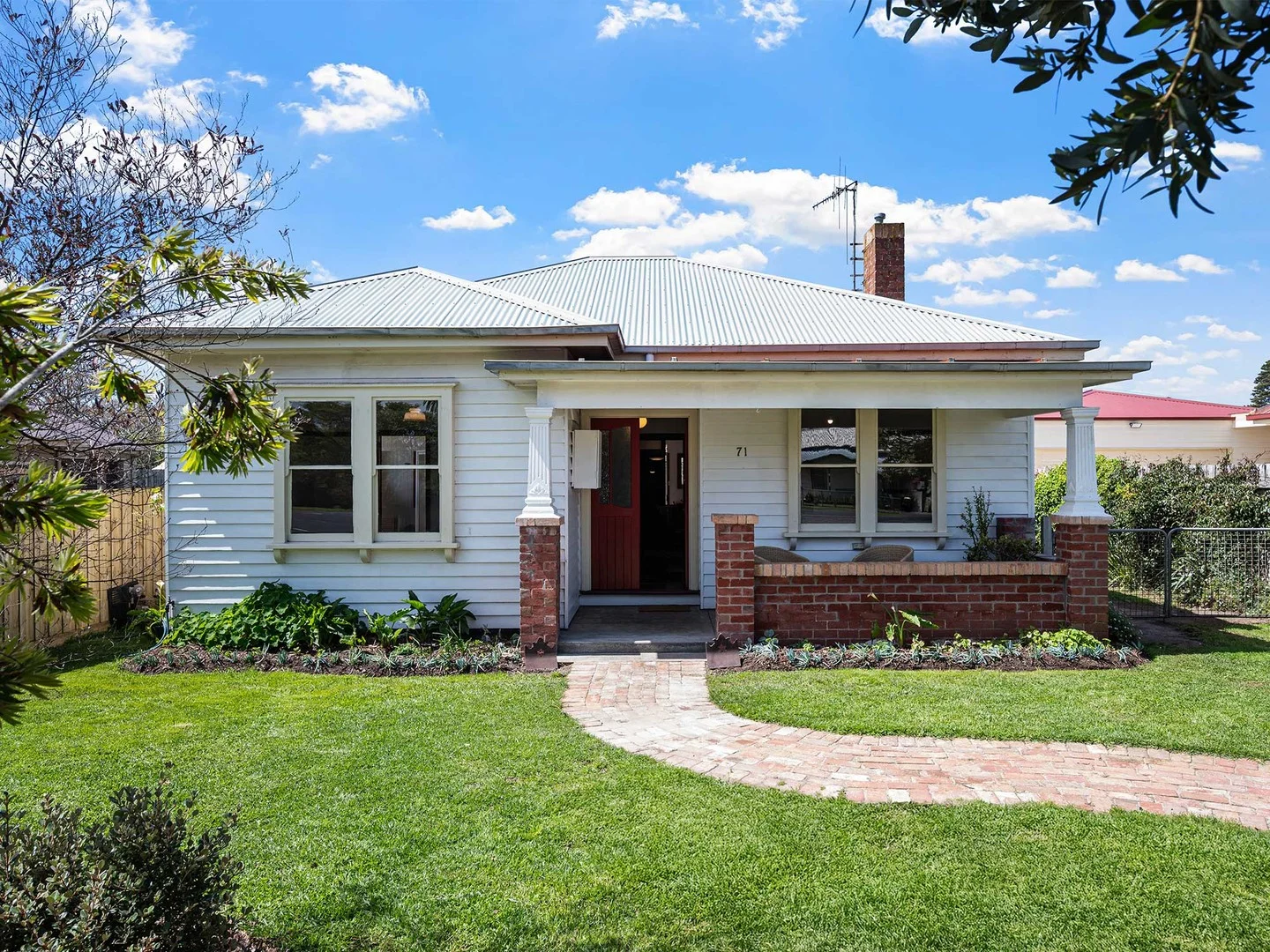 71 Princes Highway (1/1)