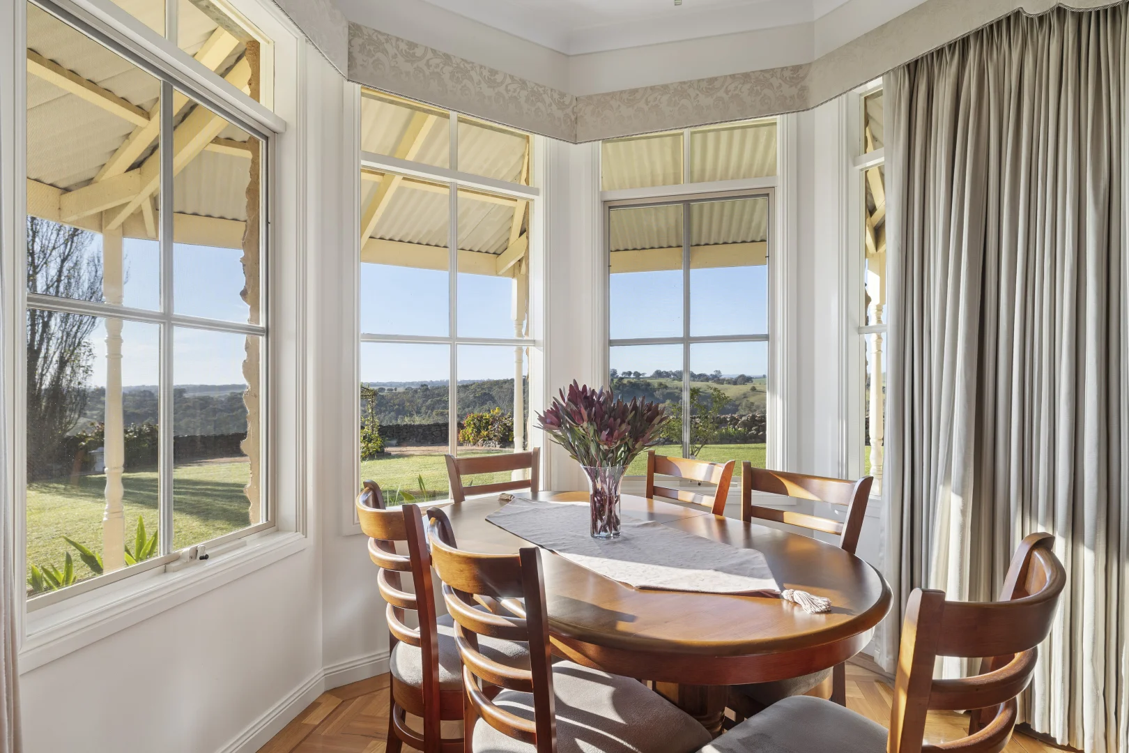 712 North Redesdale Road - Image 5