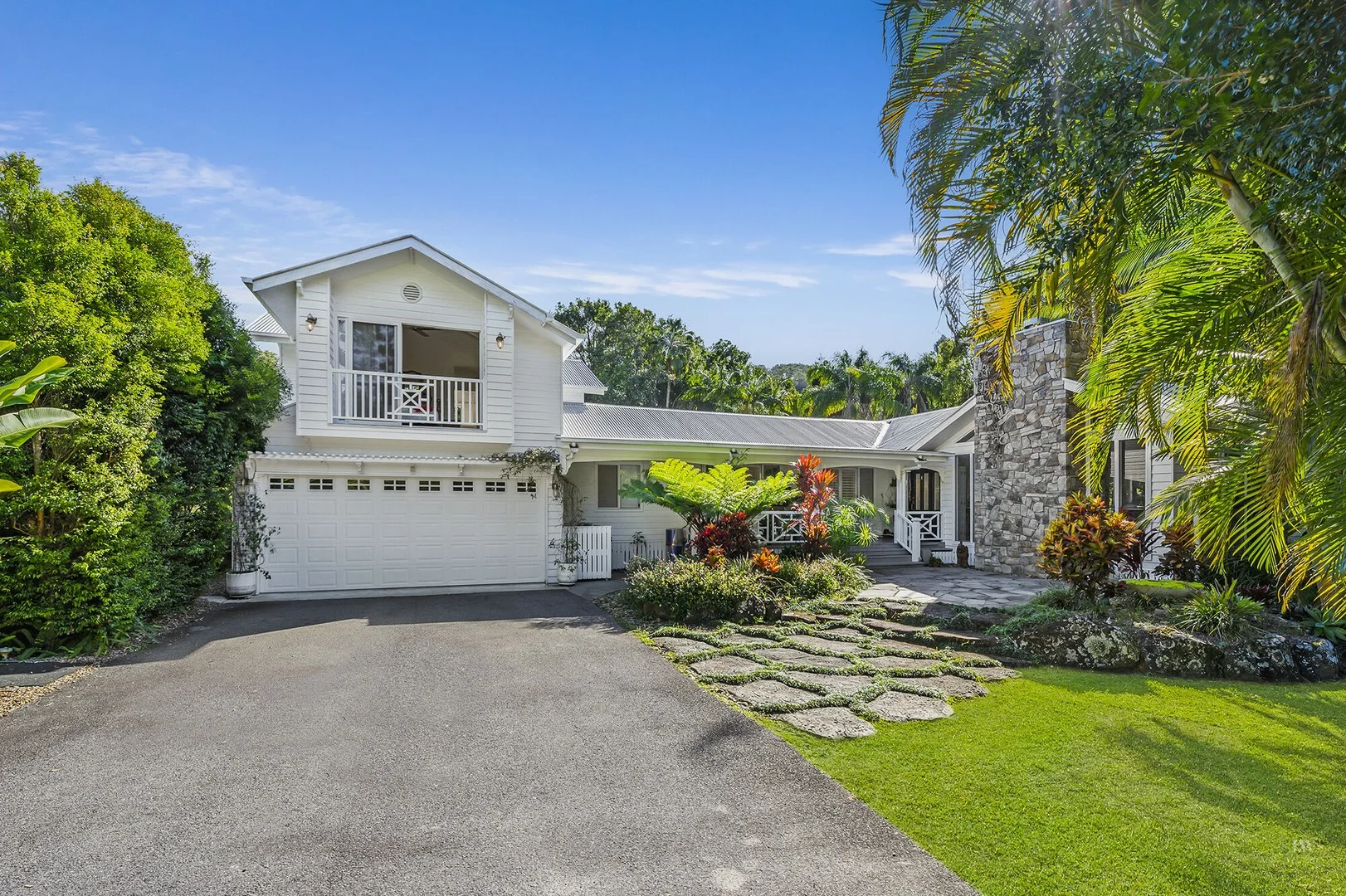 718 Currumbin Creek Road (1/38)