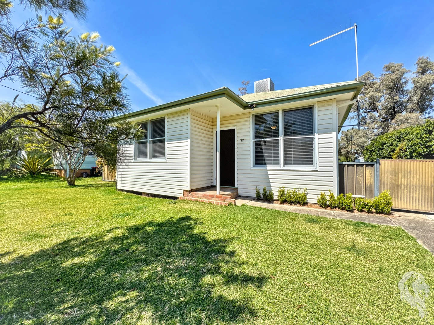 72 Cowper Street (1/1)