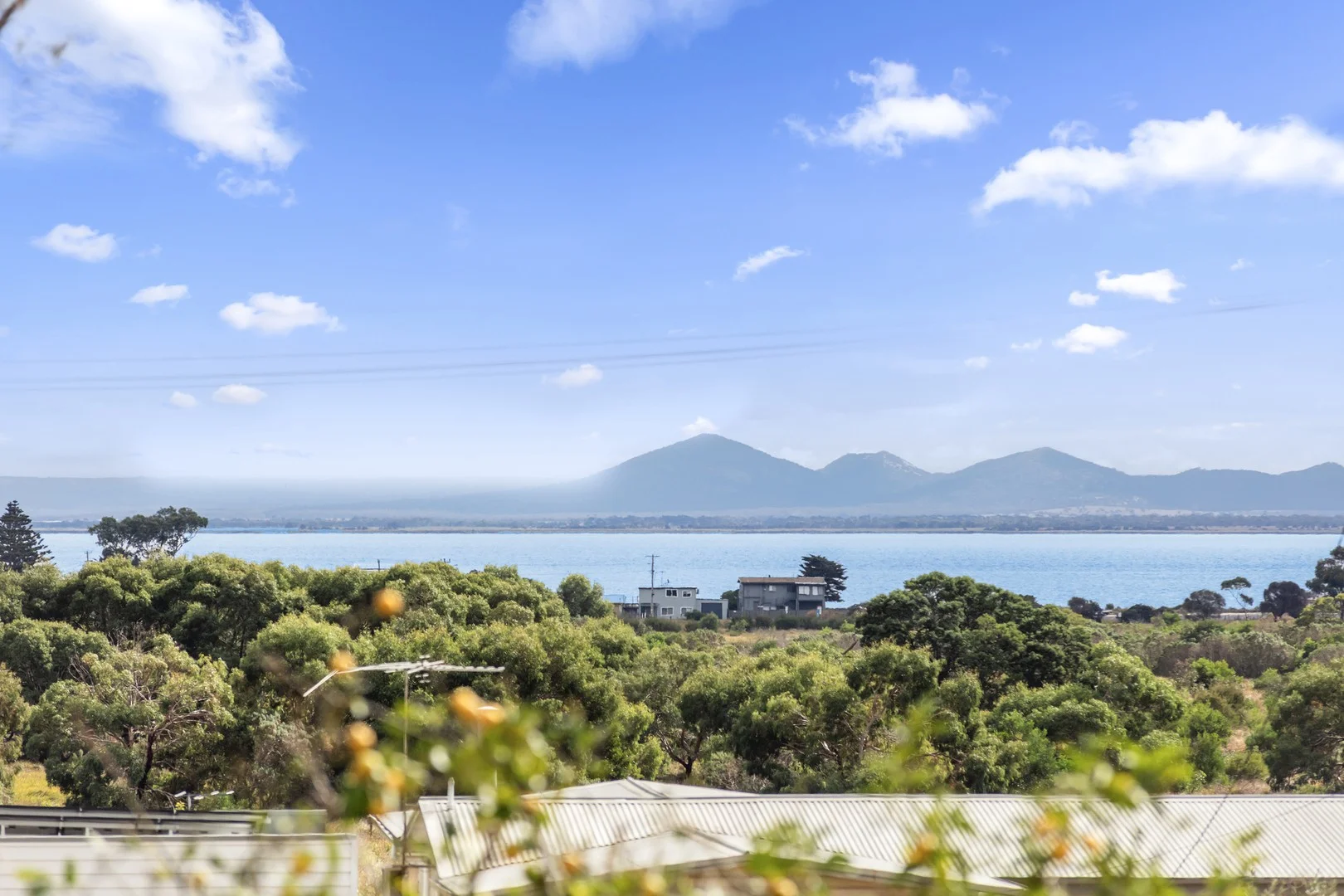 72 Geelong Road - Image 1
