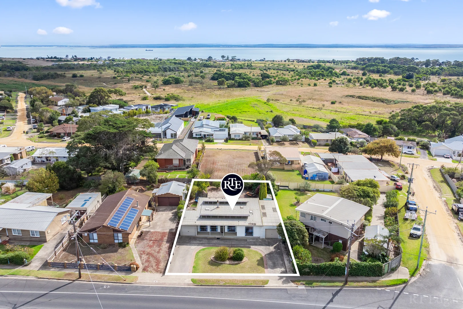 72 Geelong Road - Image 4