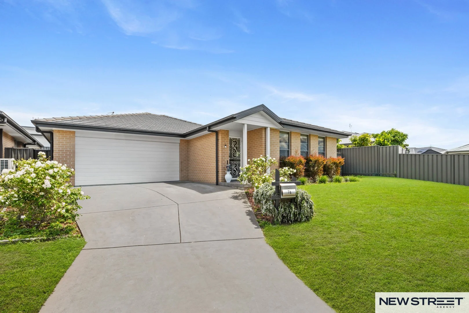 74 Portland Drive (1/19)