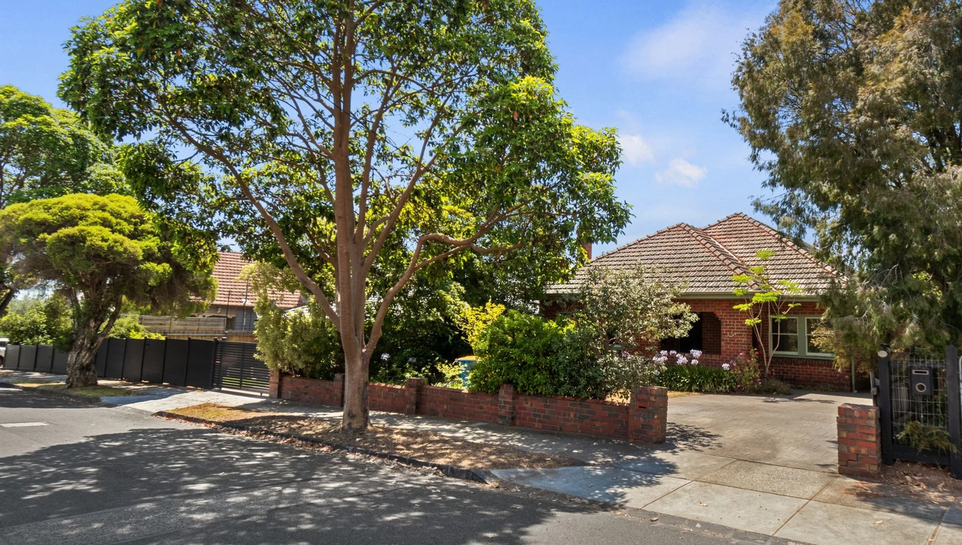 74 TENNYSON STREET (1/20)