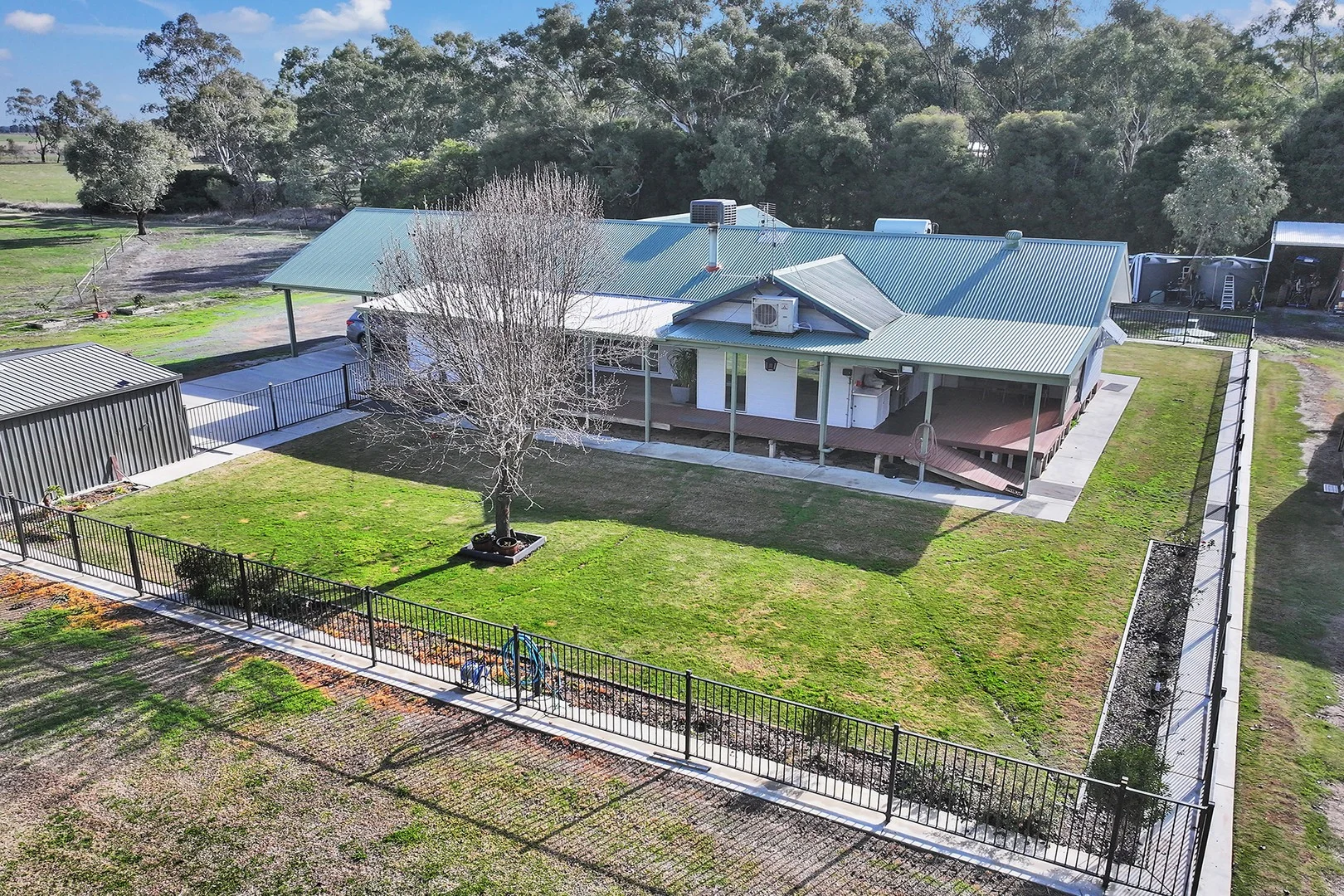 7424 Northern Highway (1/27)