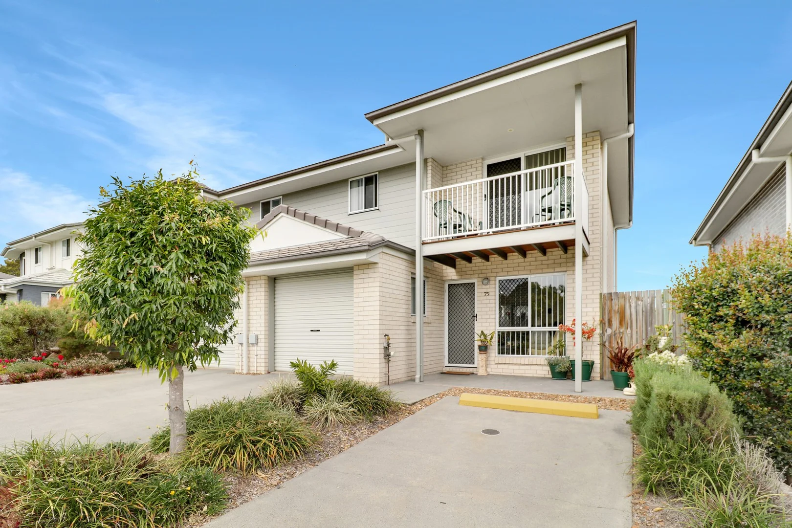 75/27 Tequesta Drive (1/15)