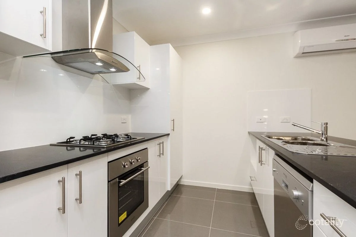 75 Buxton Avenue (1/5)