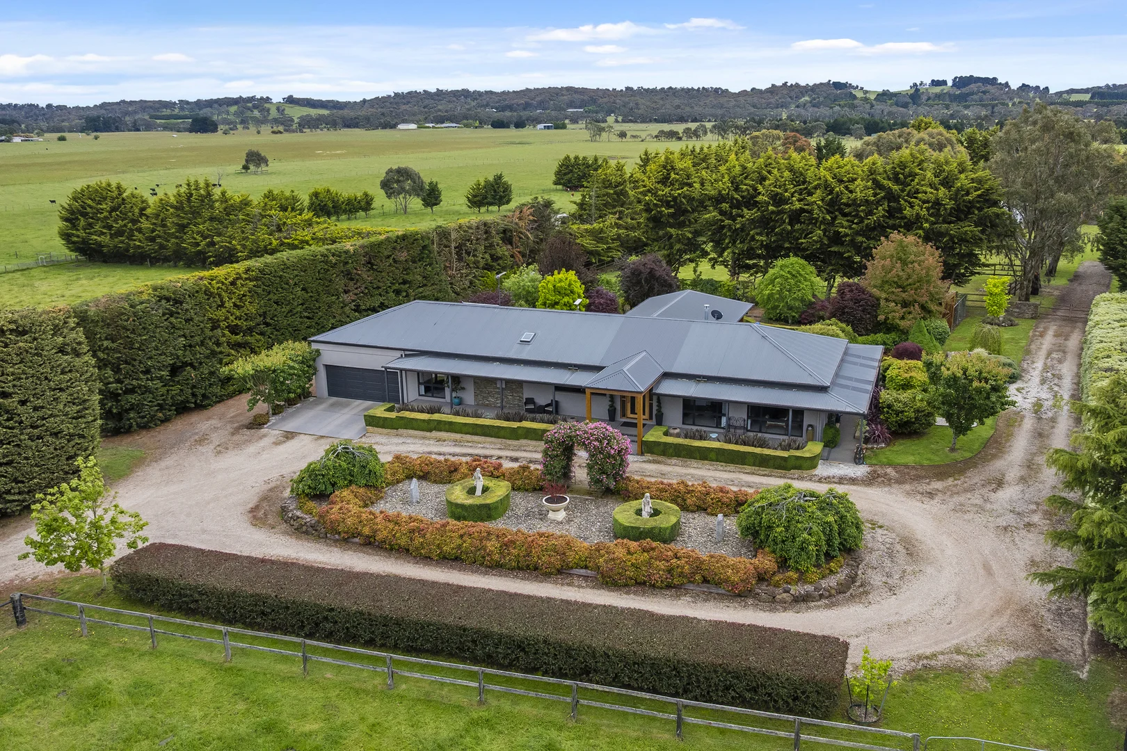 75 Garth Road - Image 2