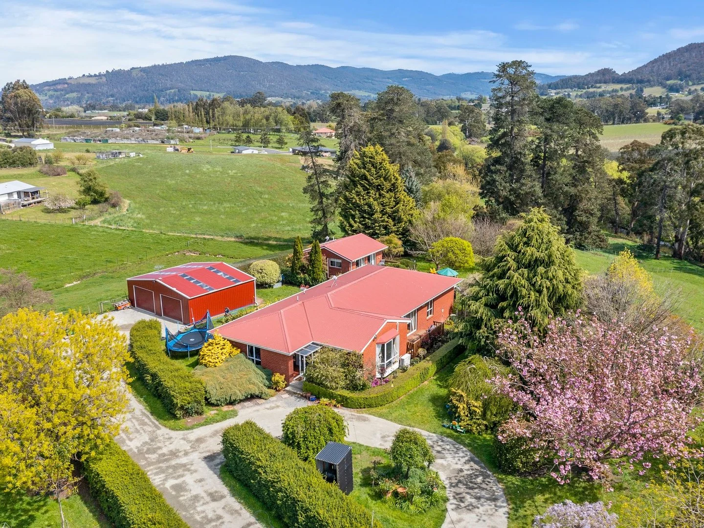 75 Longleys Road - Image 3