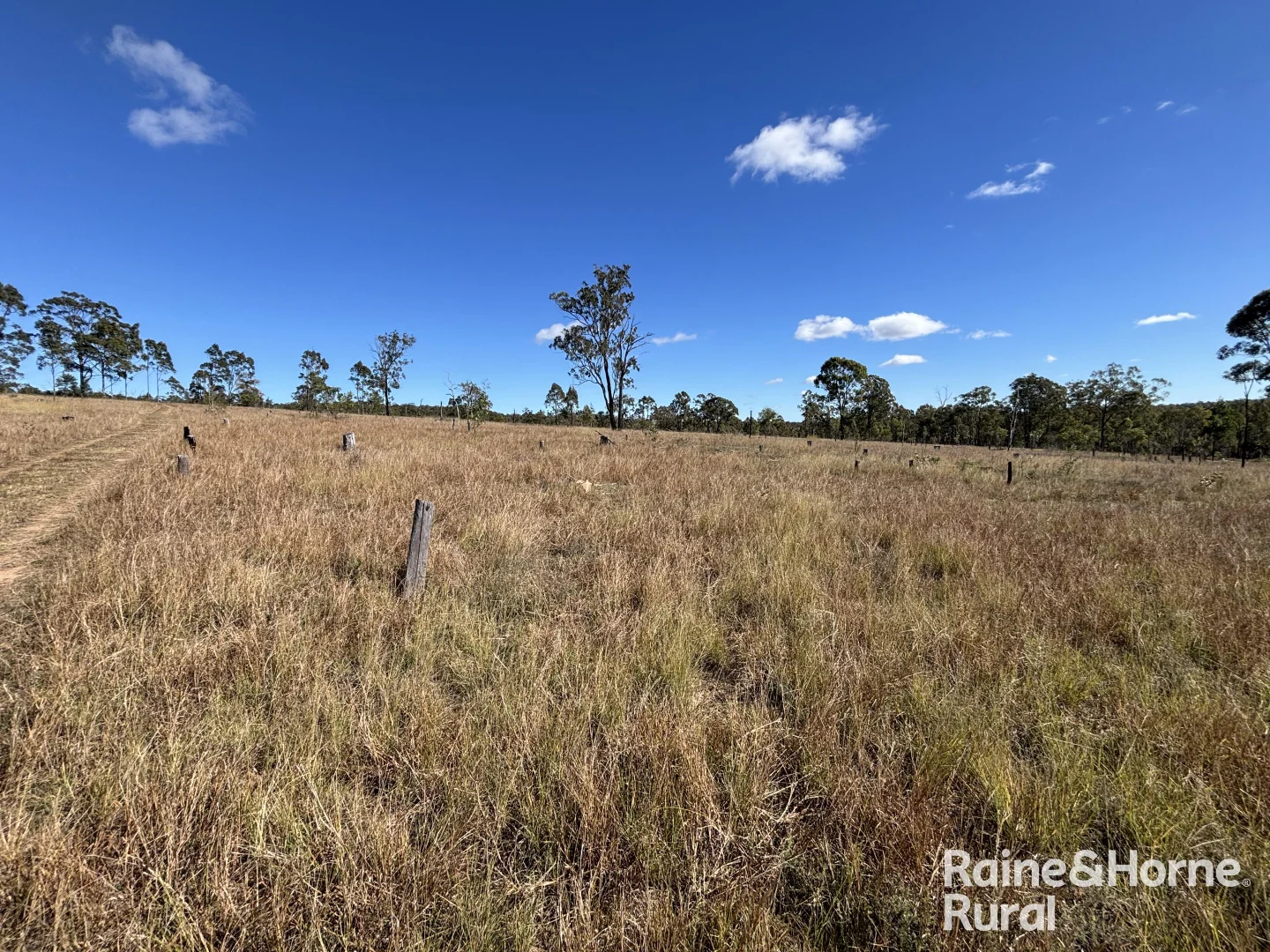 754 Pedersens Rd - Image 3