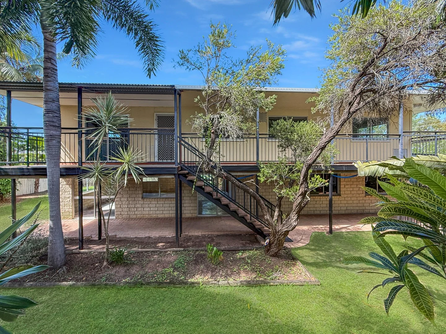 76 Bamford Lane (1/20)