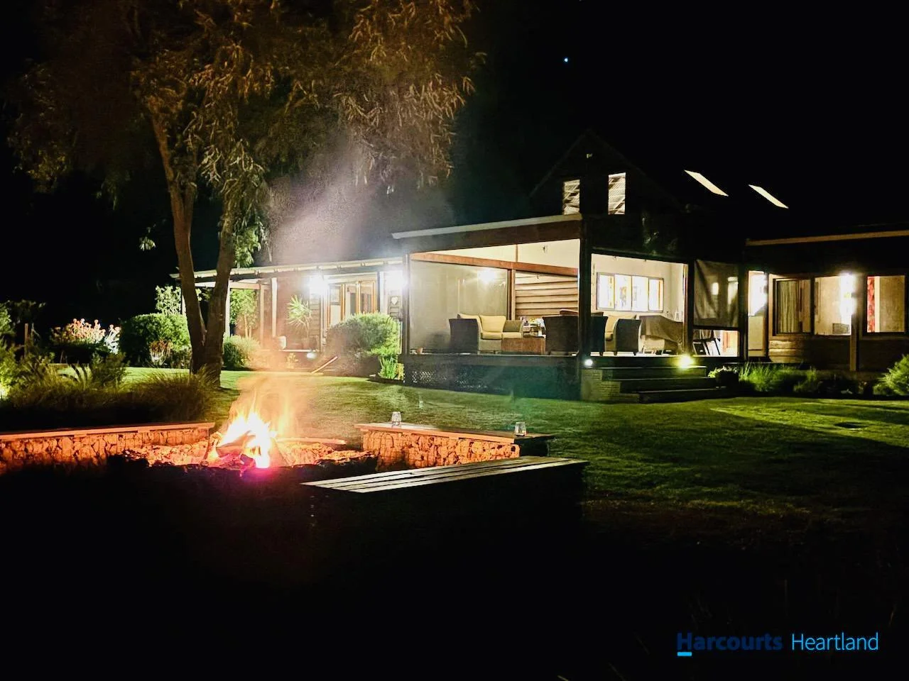 76 Greenwood Road (1/1)