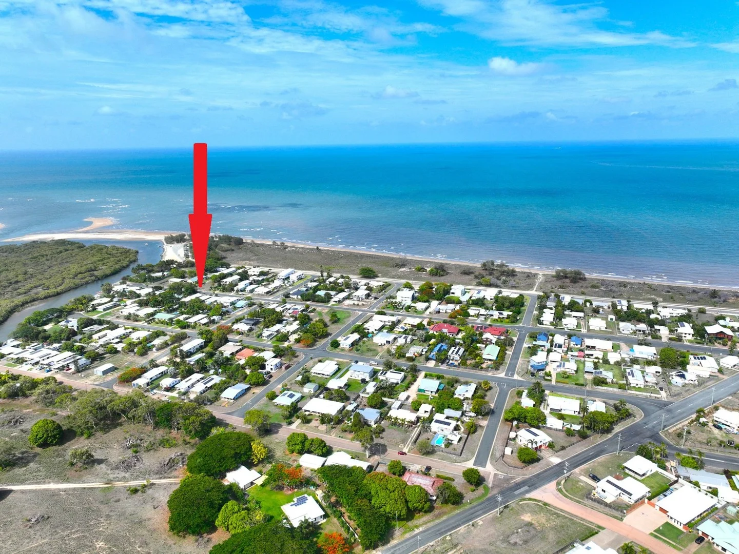 76 Whitsunday Street (1/7)