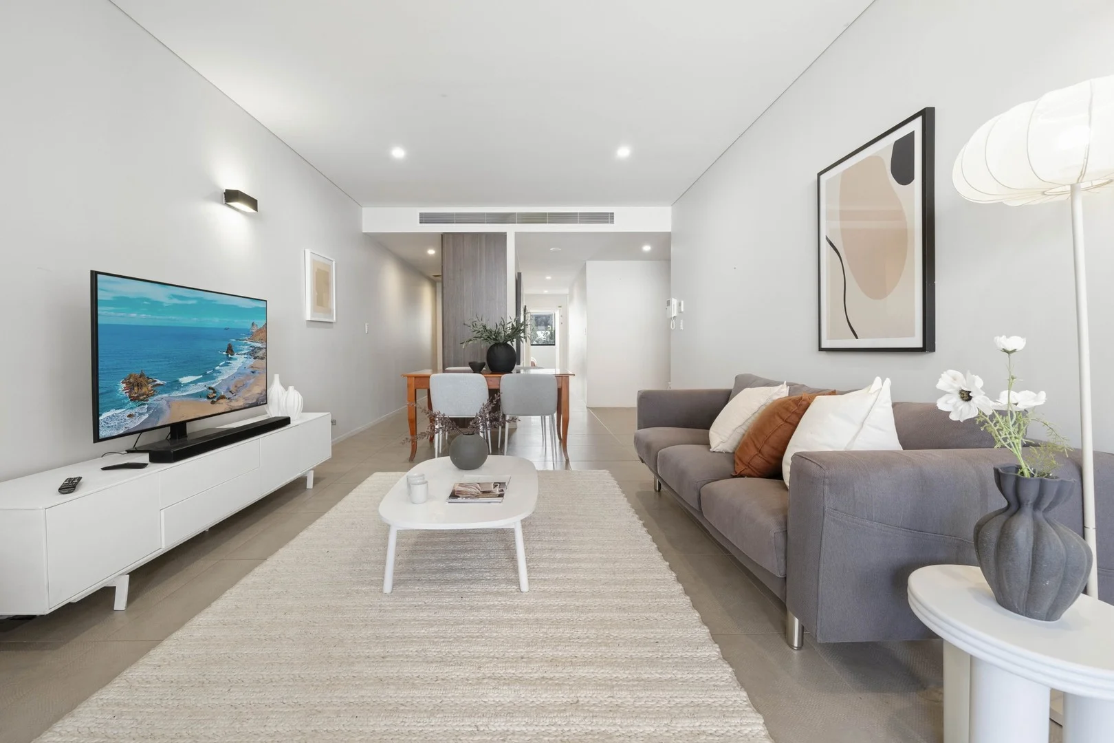 77/5-11 Pyrmont Bridge Road (1/12)