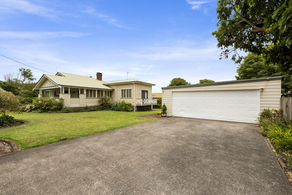 77 Curzon Street (1/12)