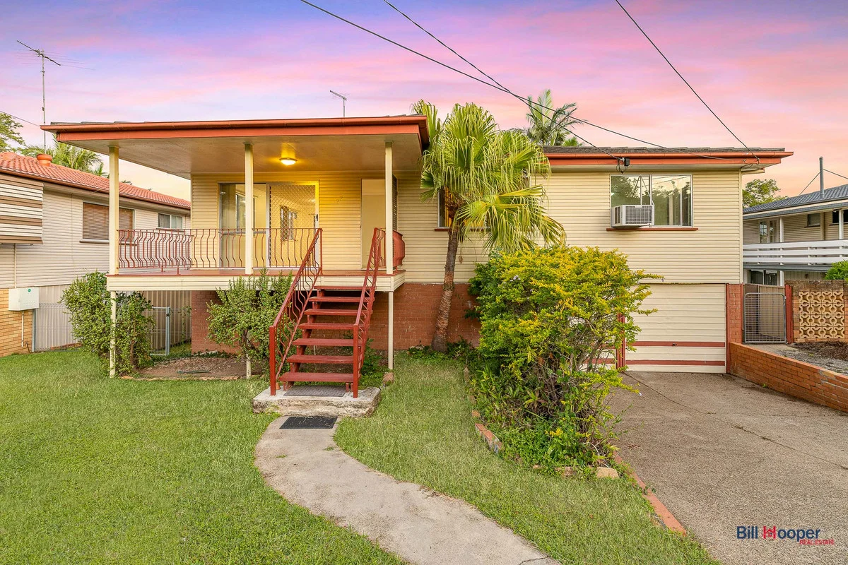 77 Valentia Street (1/21)