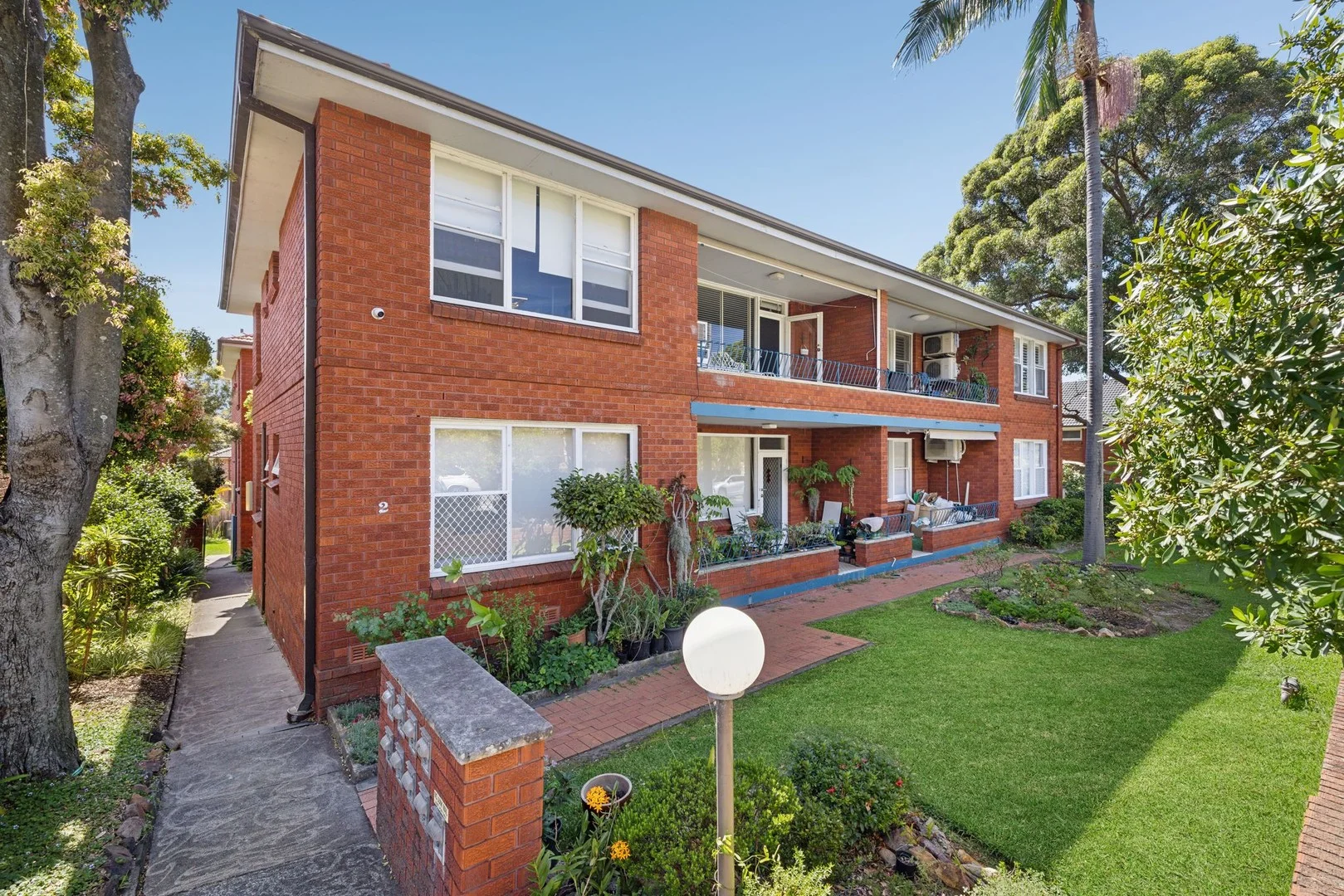 8/2 Andover Street (1/1)