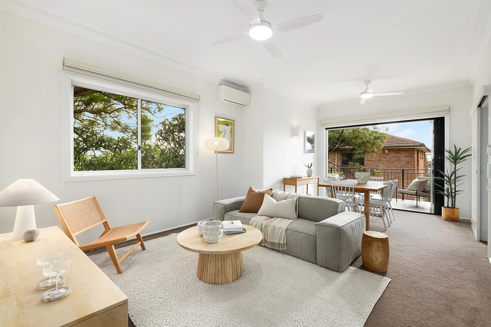 8/2 Montrose Road (1/13)