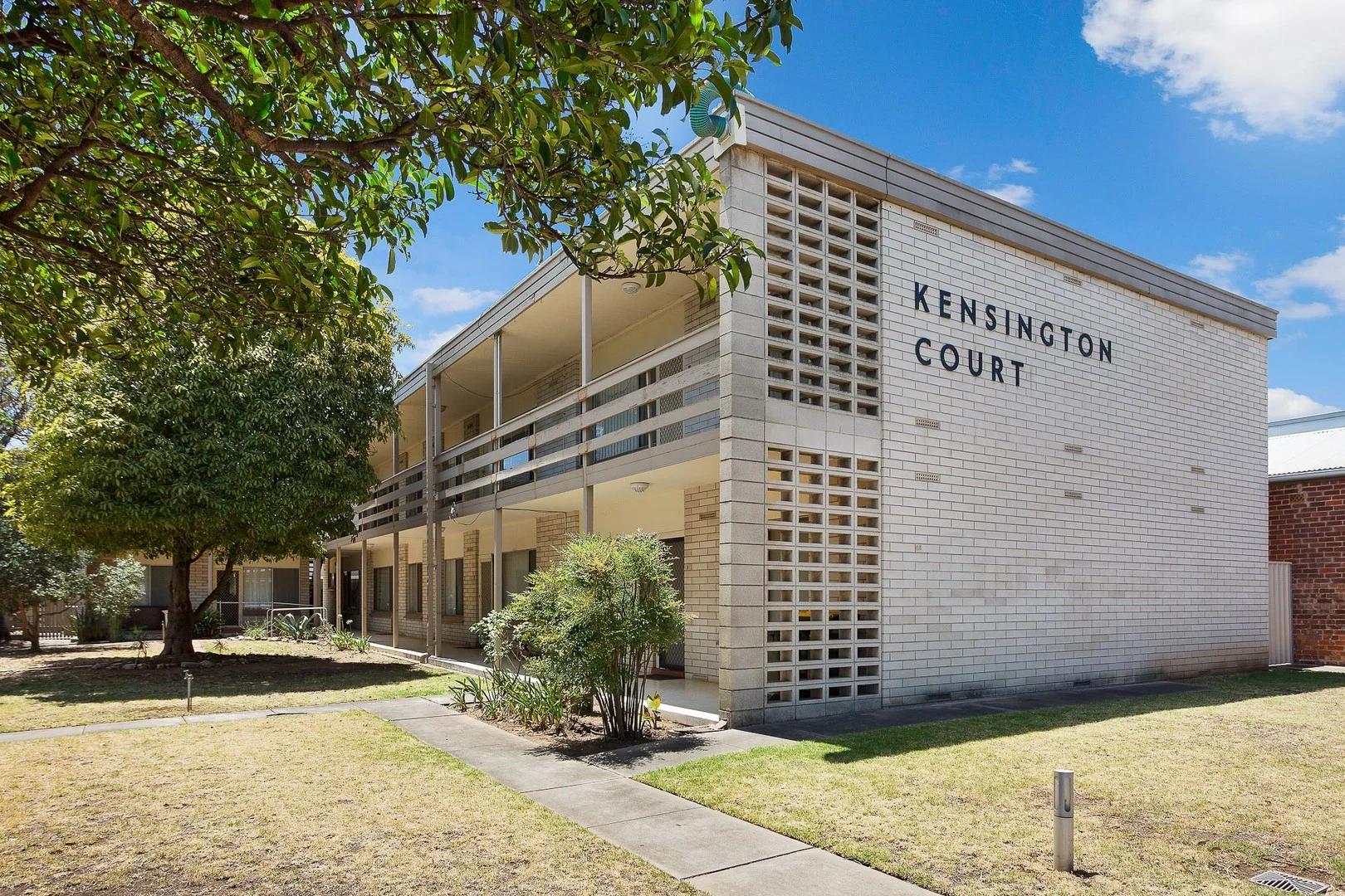 8/49 Kensington Road (1/1)