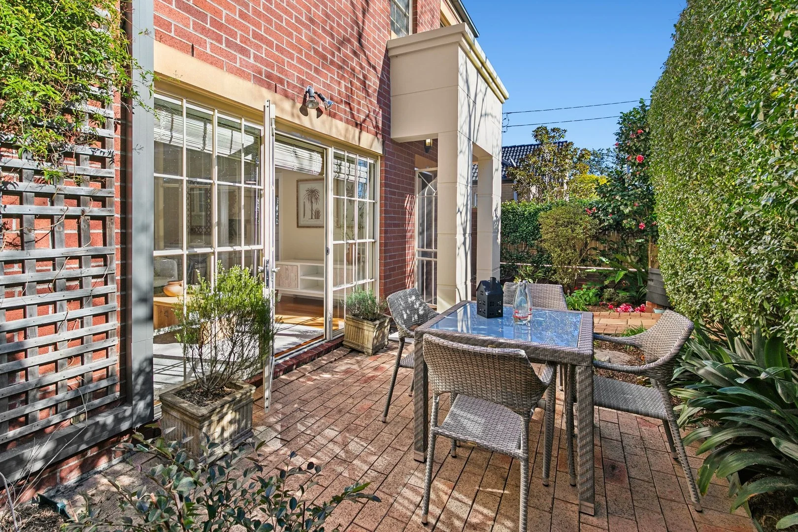 8/5-7 Hardie Street (1/13)