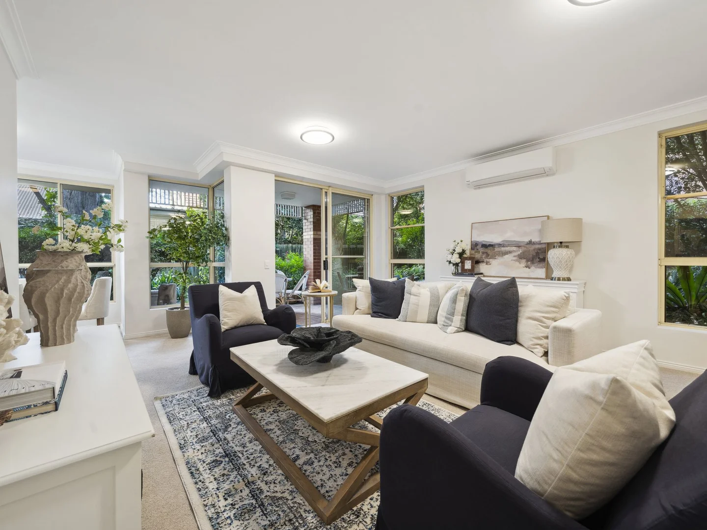 8/6 Hale Road (1/9)