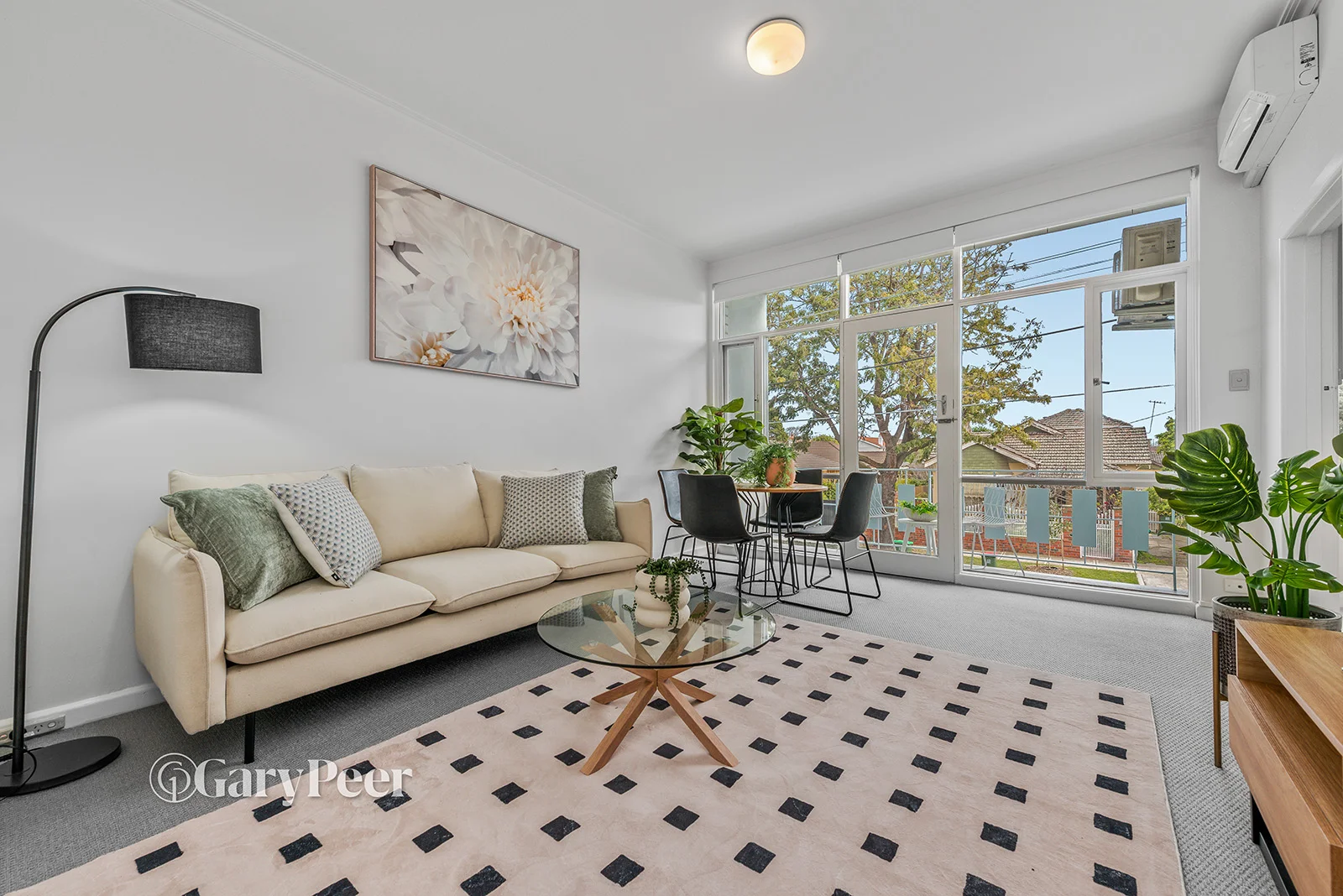 8/614 Inkerman Road (1/11)