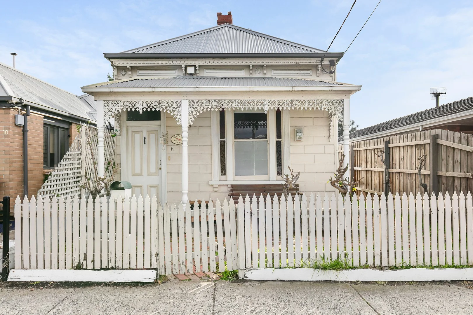 8 Alfred Street (1/10)