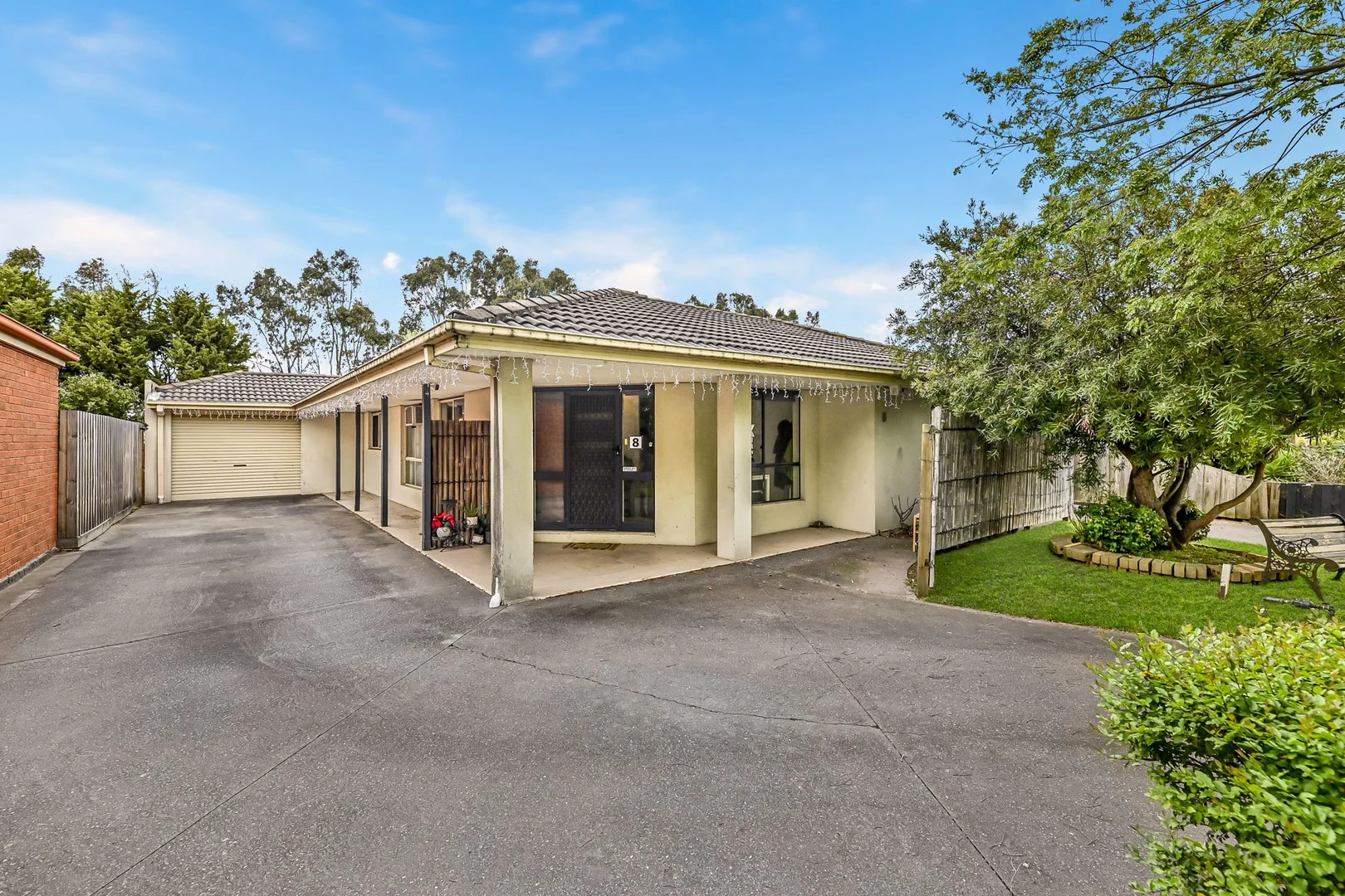 8 Bernard Court (1/21)
