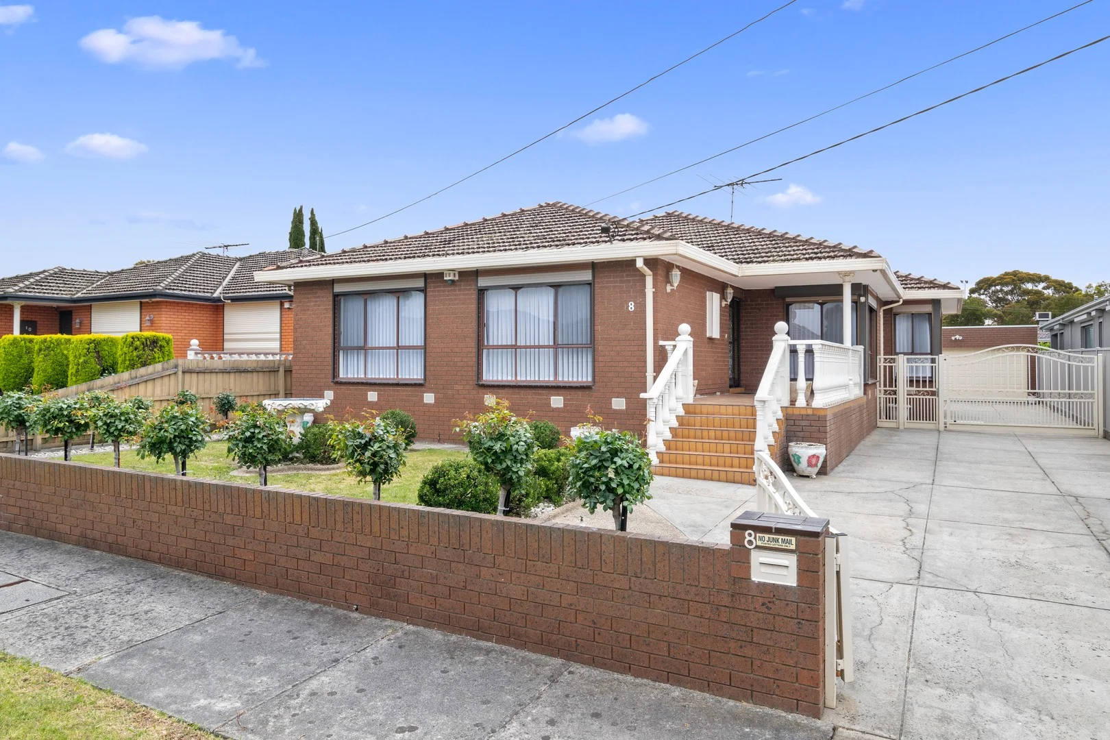 8 Bray Street (1/14)