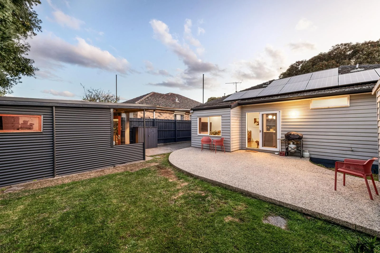 8 Bridges Avenue (1/1)