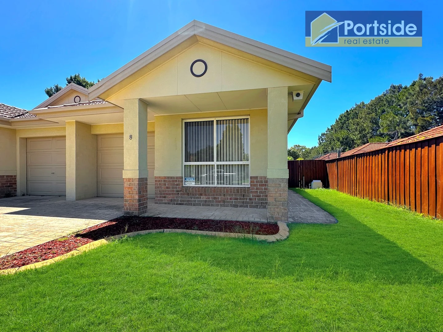 8 Brittania Drive (1/13)