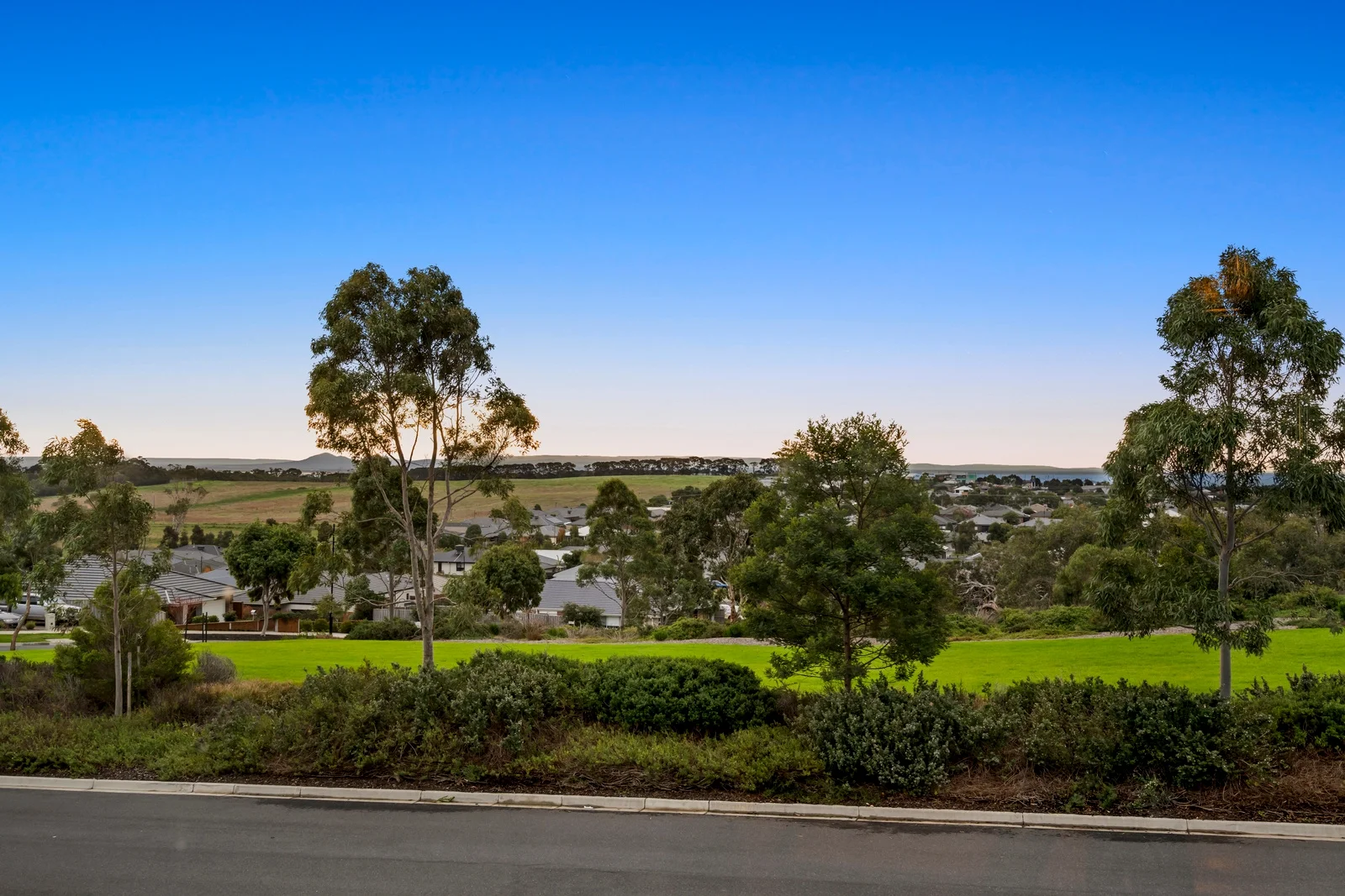 8 Cinque Terrace - Image 4