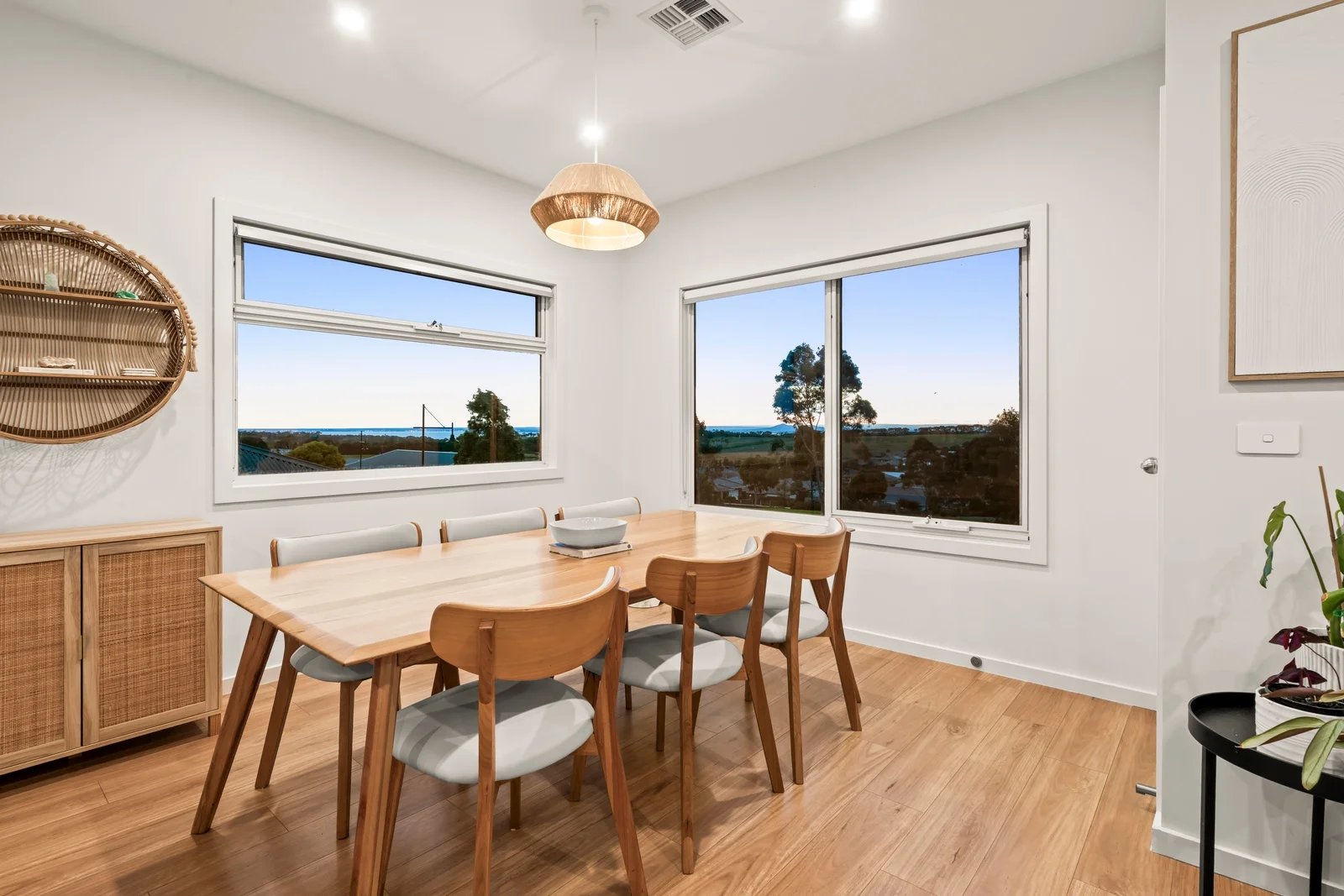 8 Cinque Terrace - Image 2