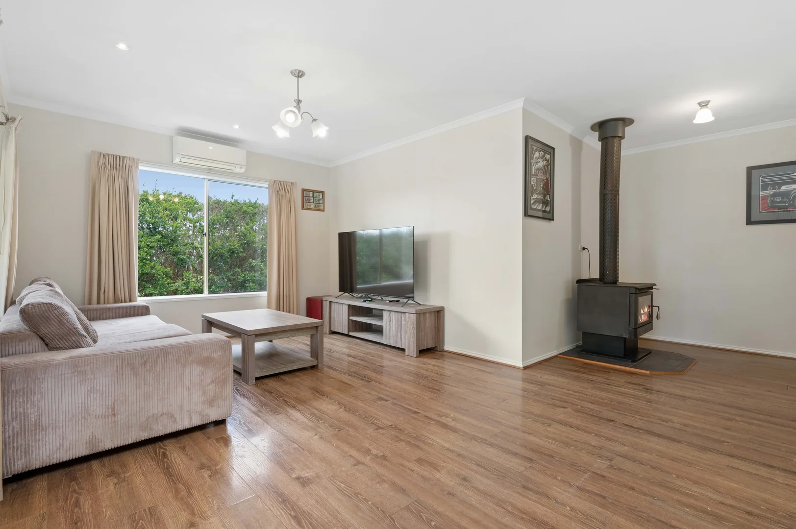 8 Clayton Street - Image 4