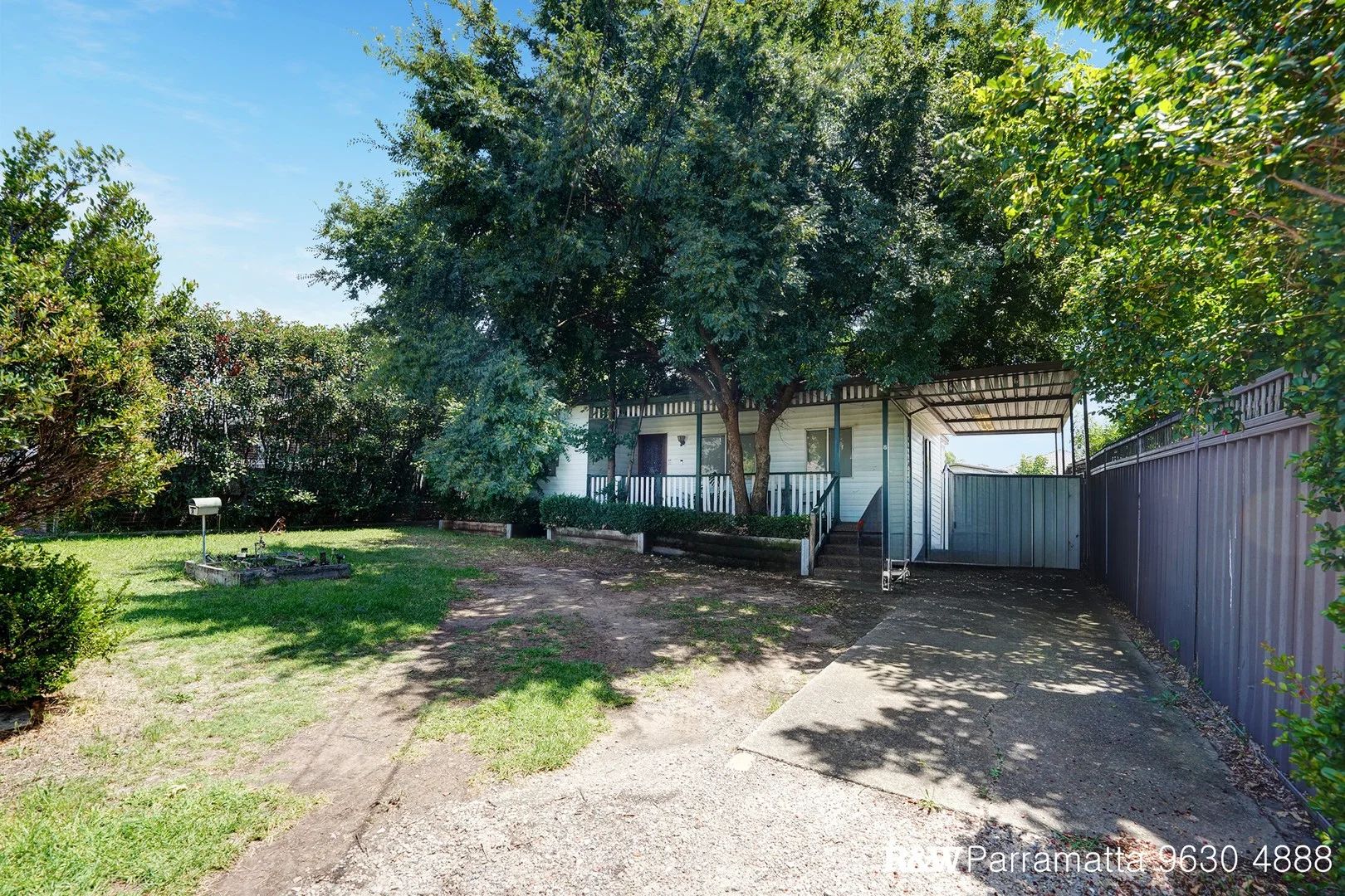 8 Currong Street (1/14)