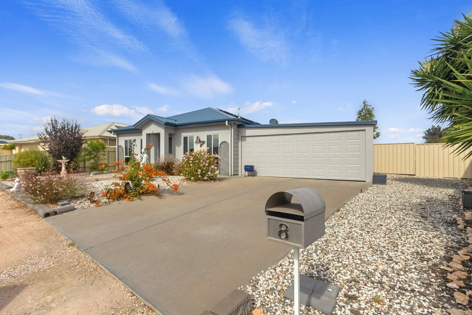 8 Deer Court - Image 2