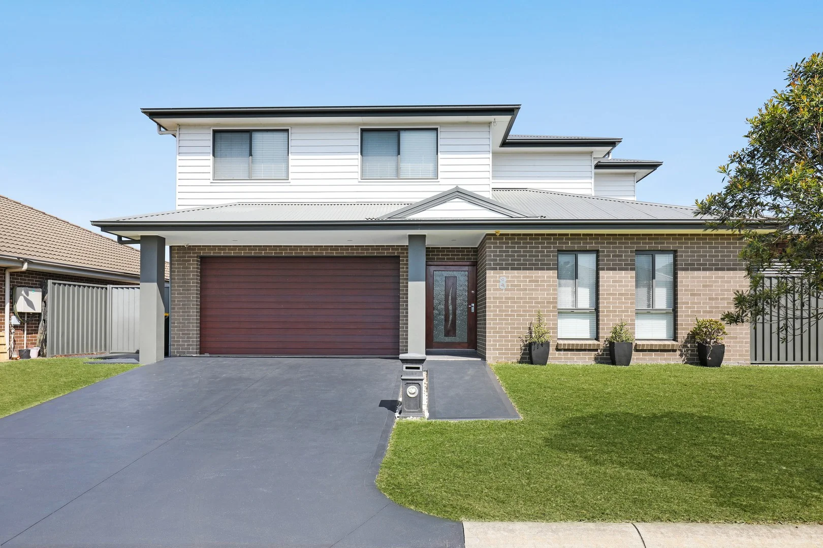 8 Estuary Avenue (1/1)