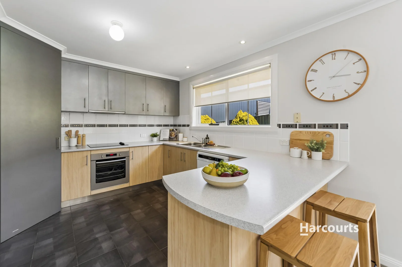 8 Fairlight Place - Image 5
