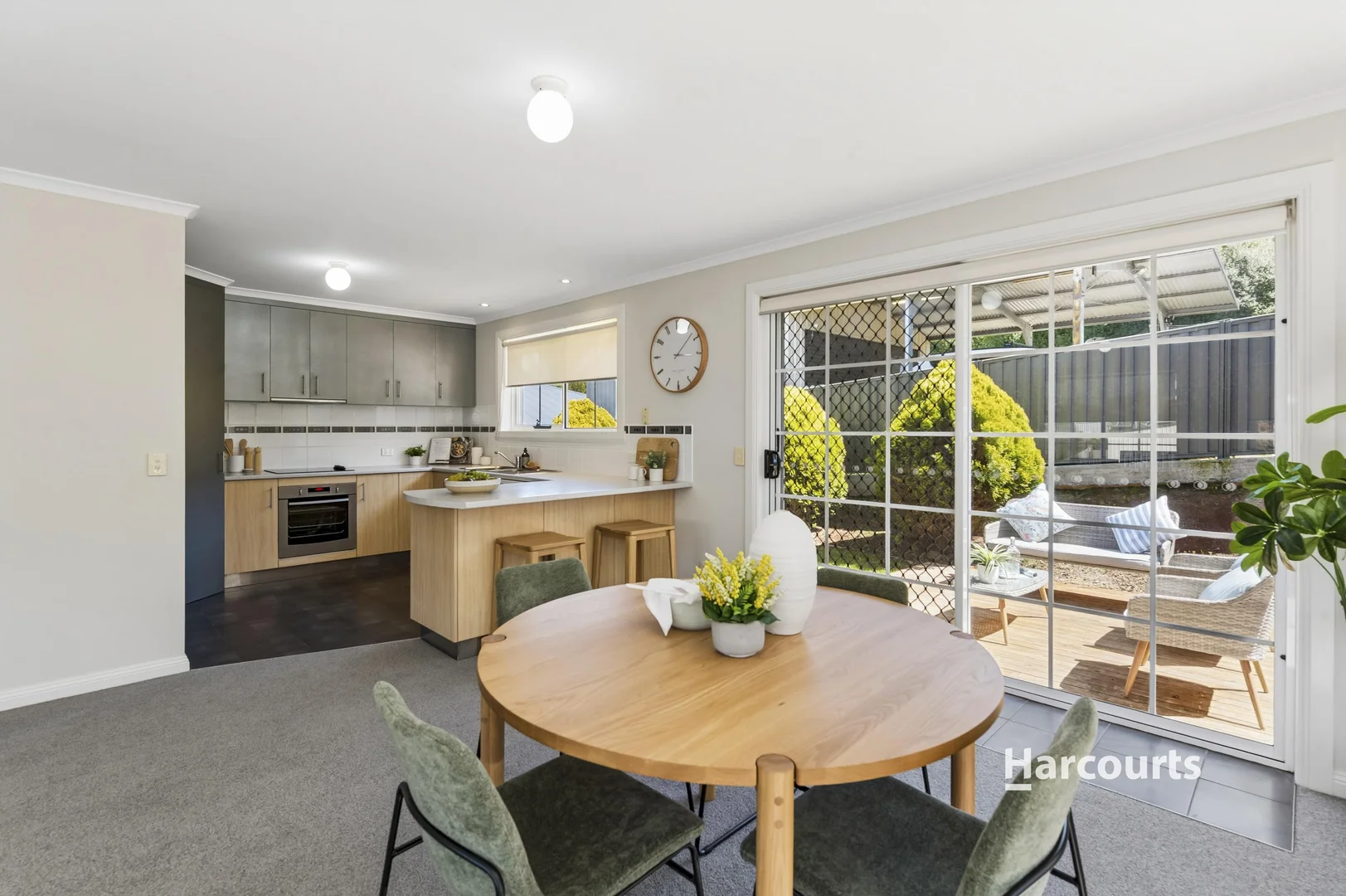 8 Fairlight Place - Image 4
