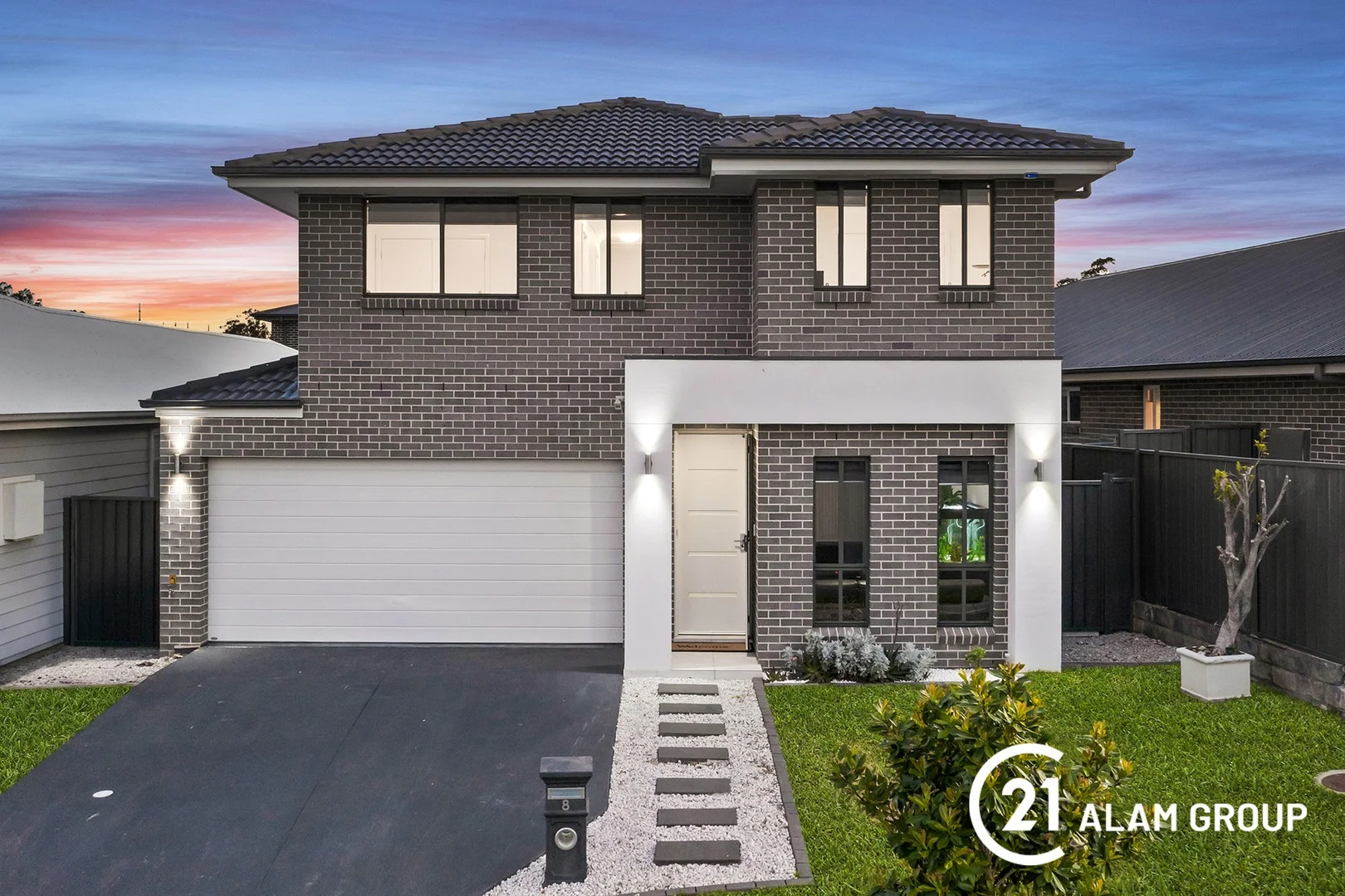 8 Frederick Street (1/15)