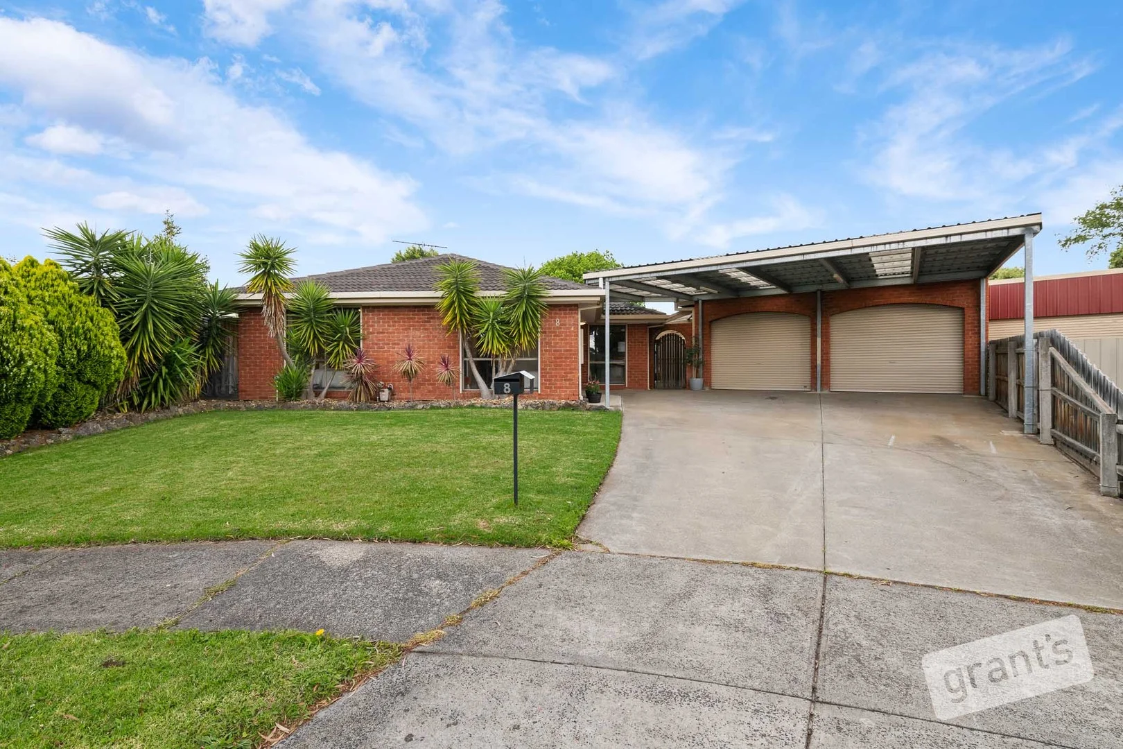 8 Lara Court (1/19)