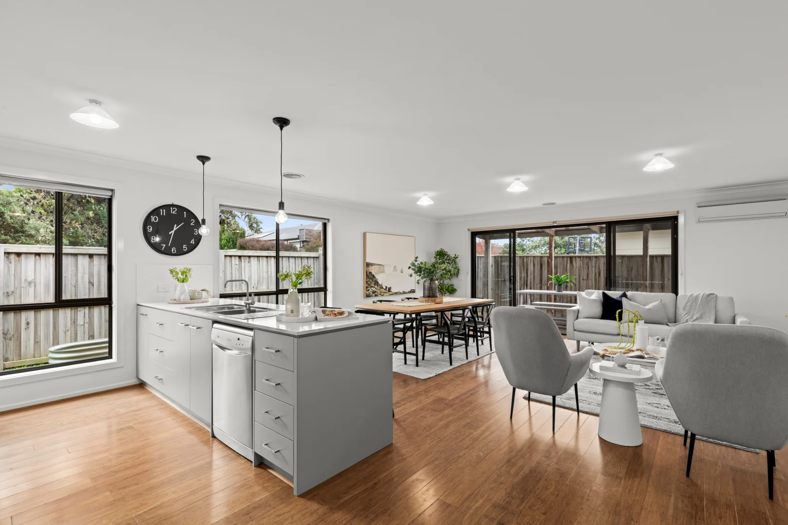 8 Mahogany Lane - Image 4