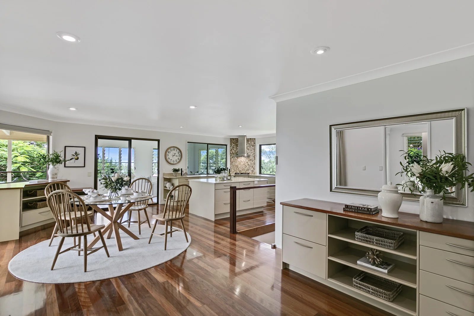 8 Marshalls Road (1/22)
