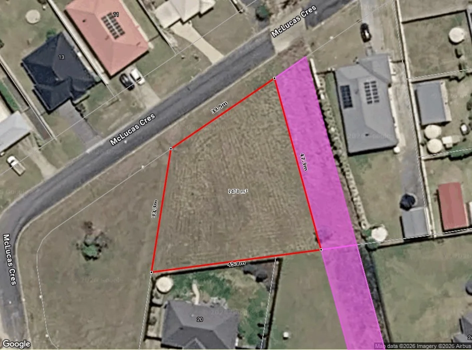 8 MCLUCAS CRESCENT - Image 2