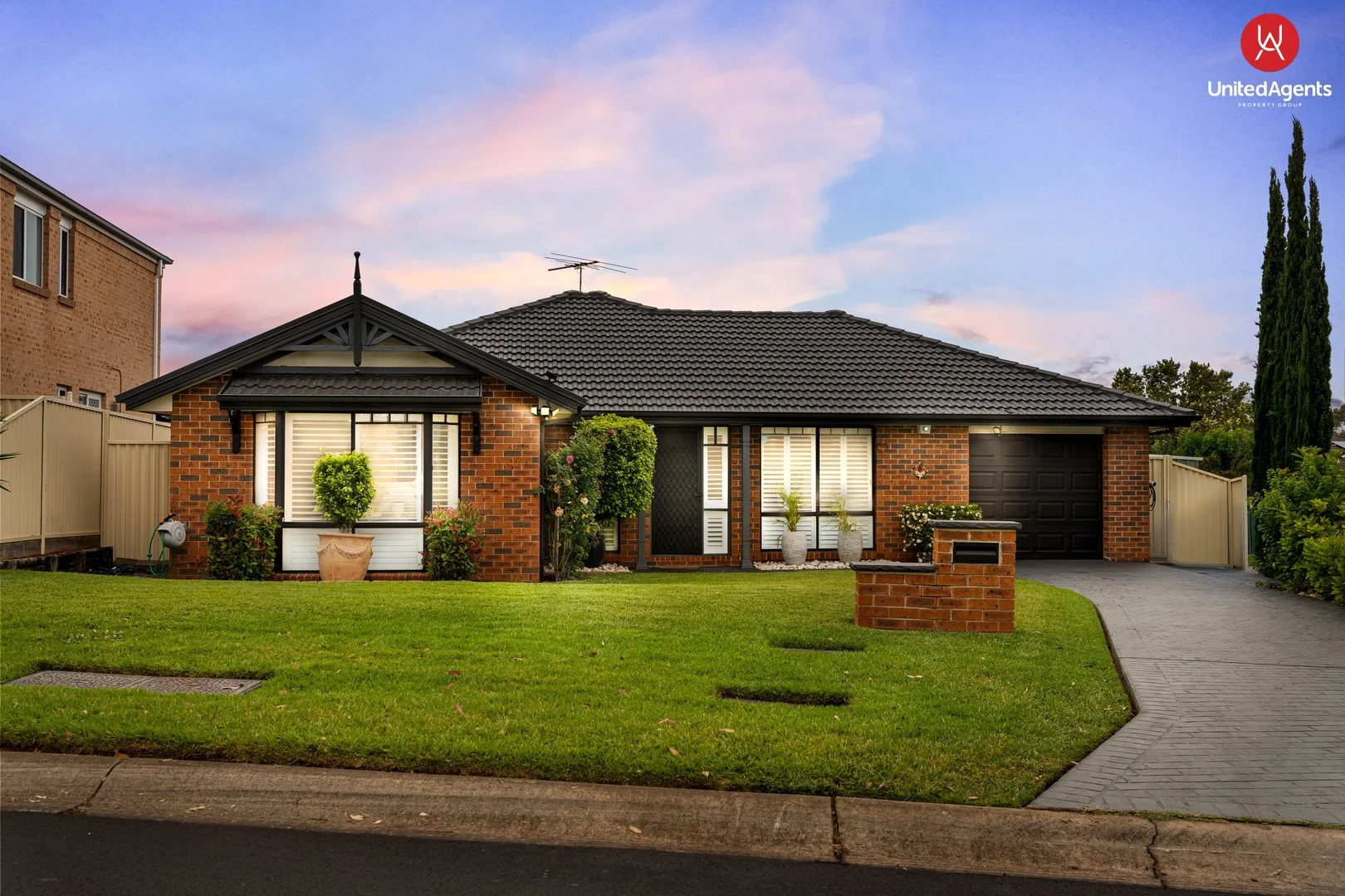 8 Riddell Street (1/28)