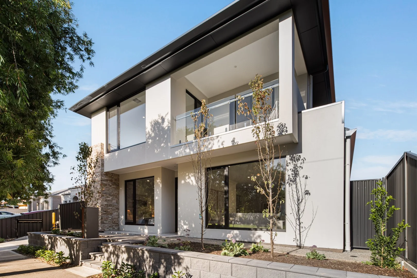 8 Scott Street (1/30)
